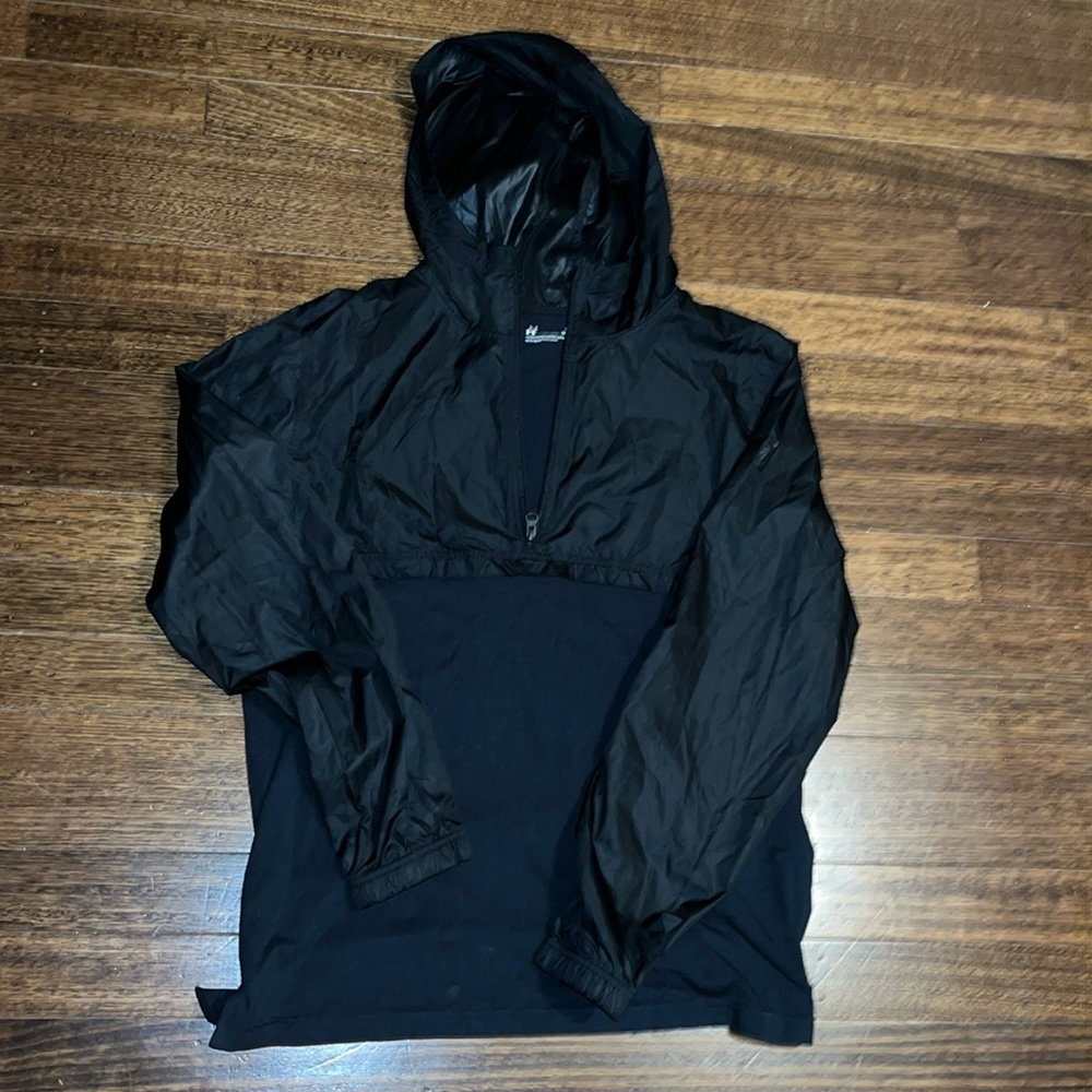 NWOT UnderArmour Quarter Zip Hoodie Men’s Large